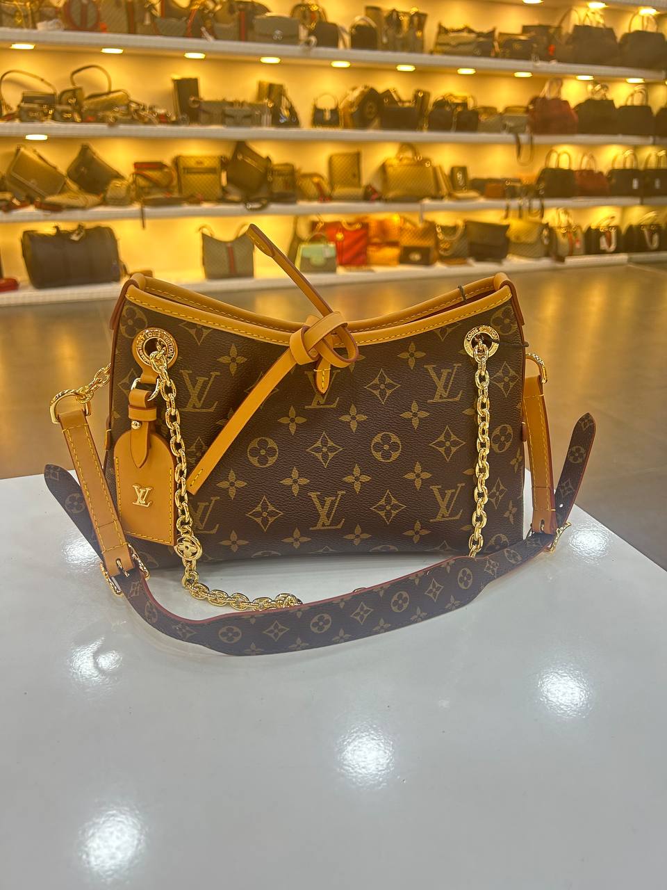 Louıs Vuıtton 3734