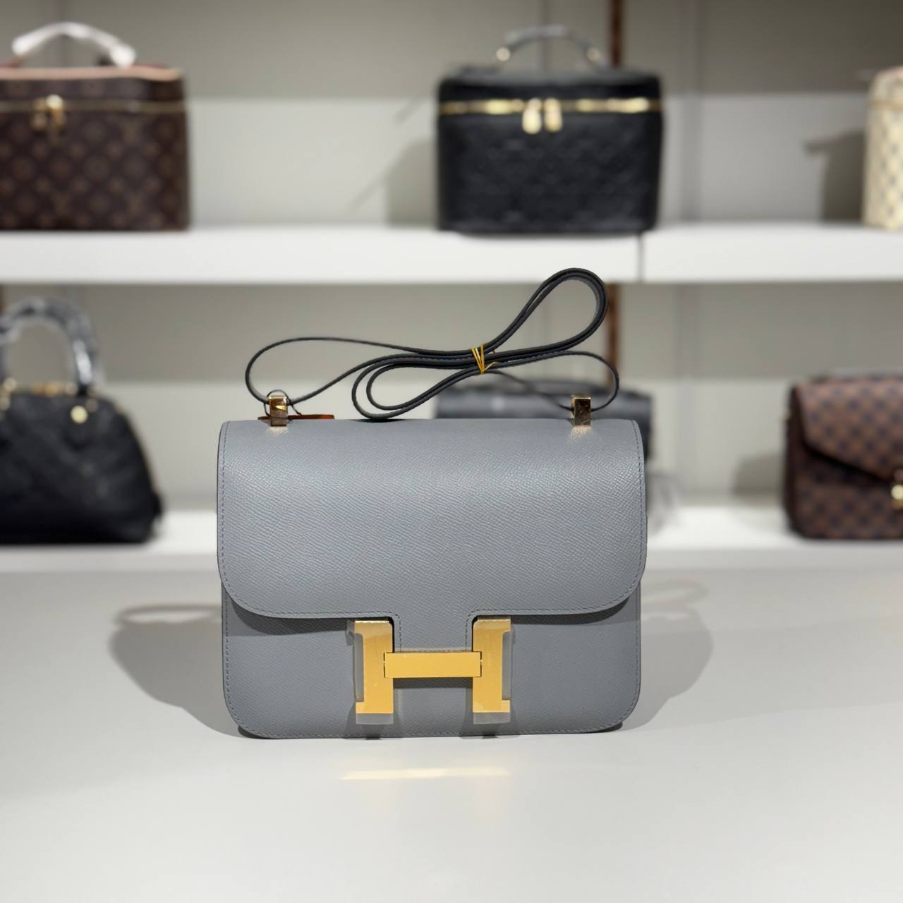 Hermes 01701