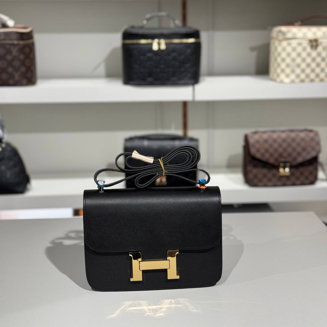 Hermes 01701