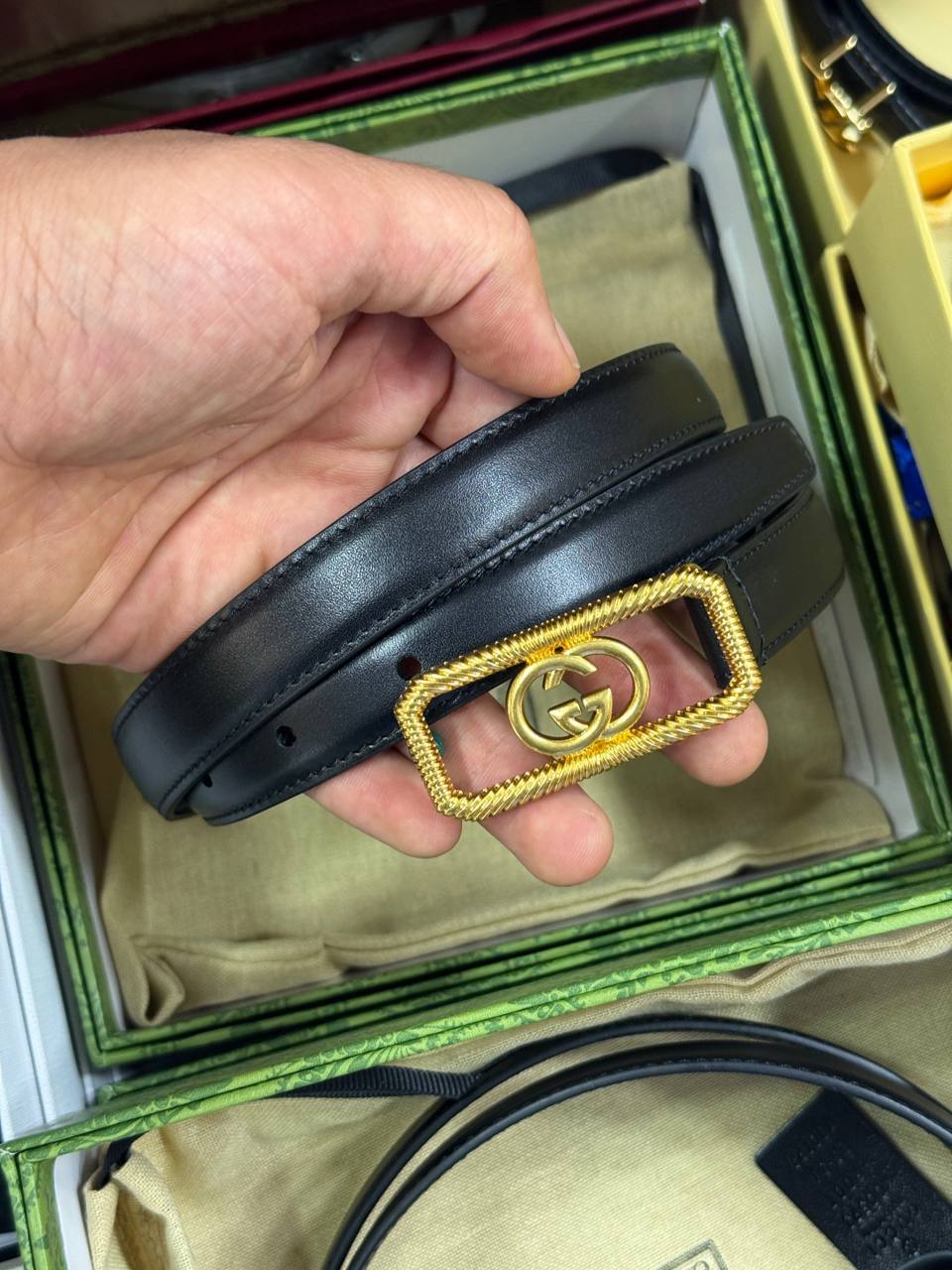 Gucci B1112