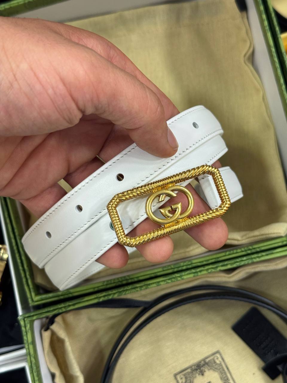Gucci B1112