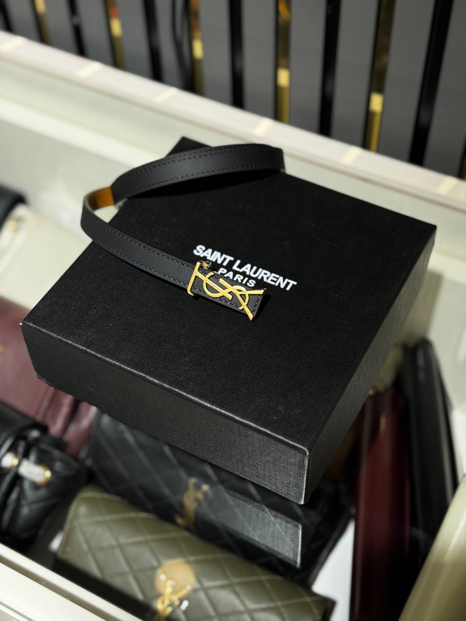 Yves Saint Laurent B1113