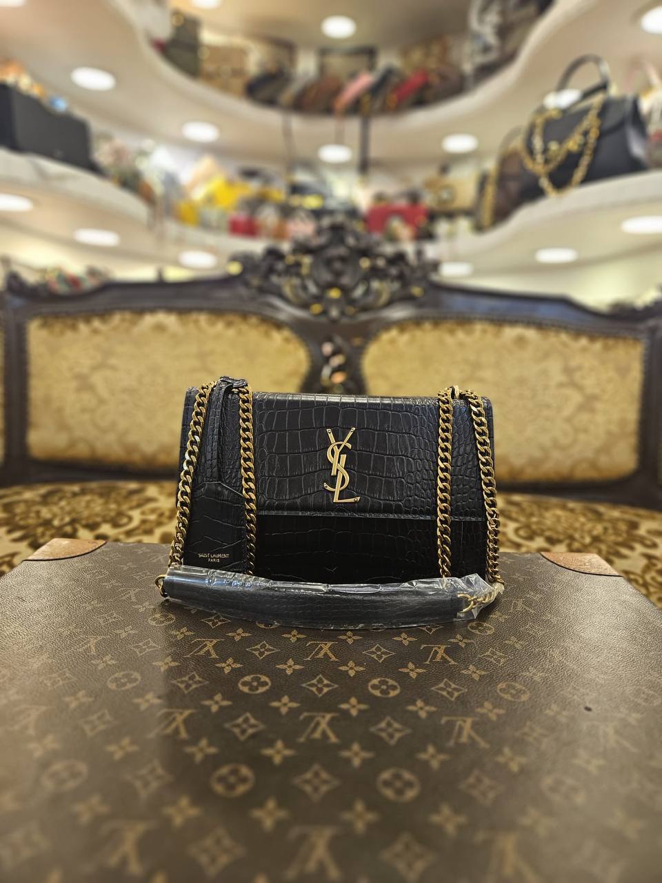 Yves Saint Laurent 2930