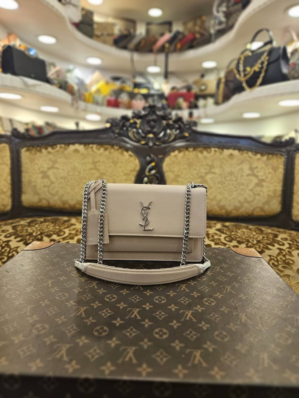 Yves Saint Laurent 2930