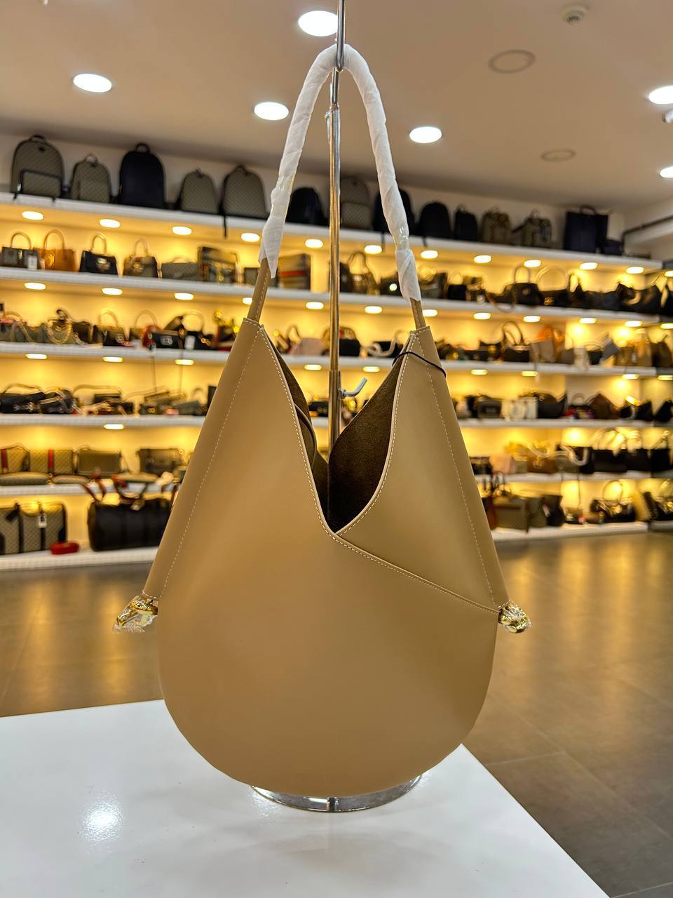 Bottega Veneta 3758