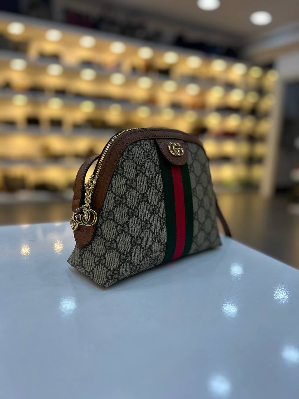 Gucci 5008