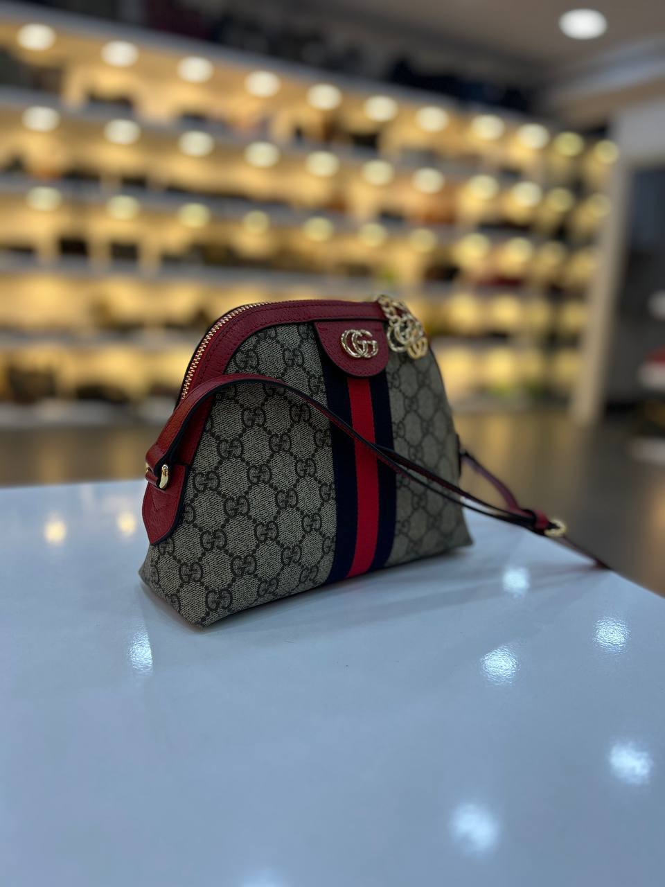 Gucci 5008