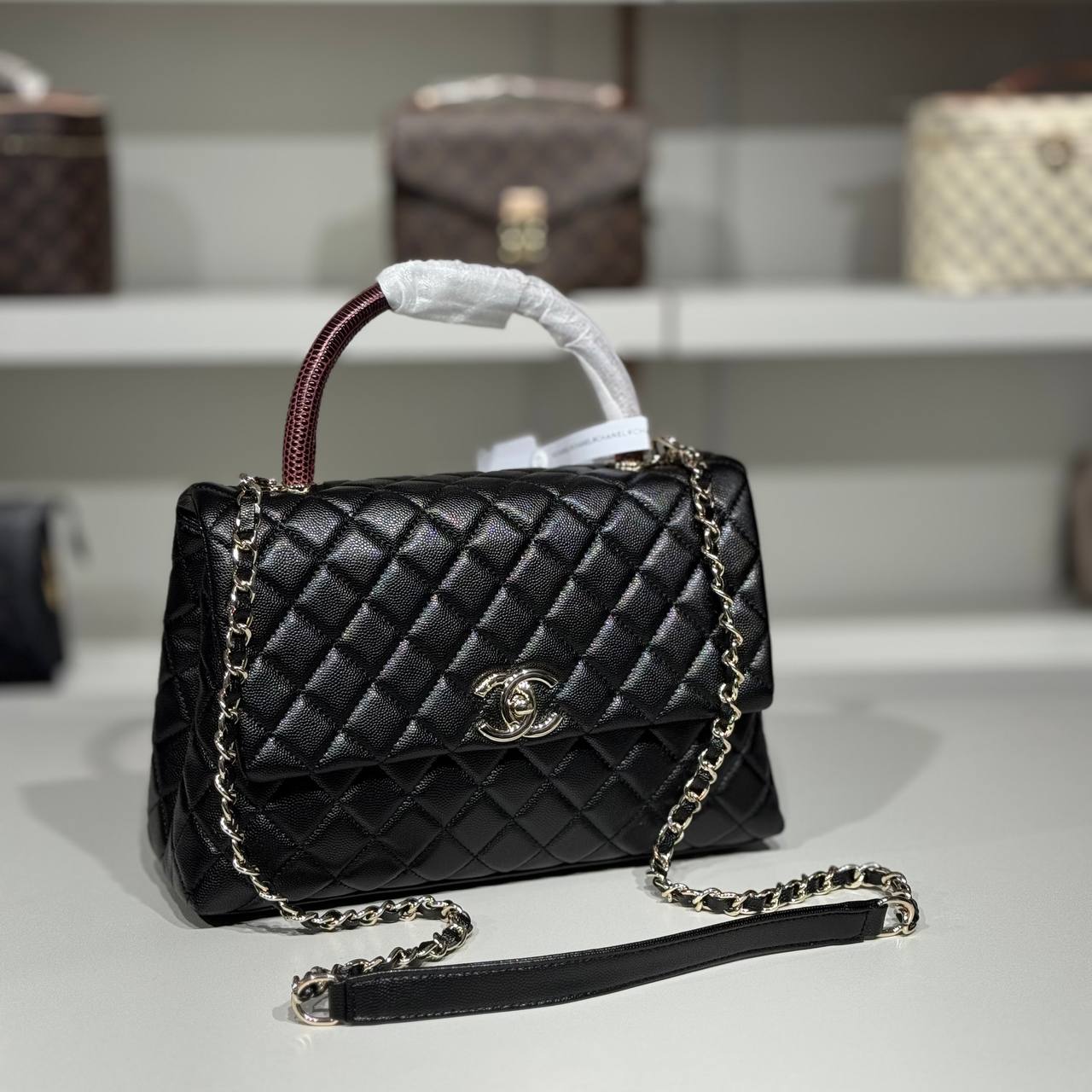 Chanel 9001