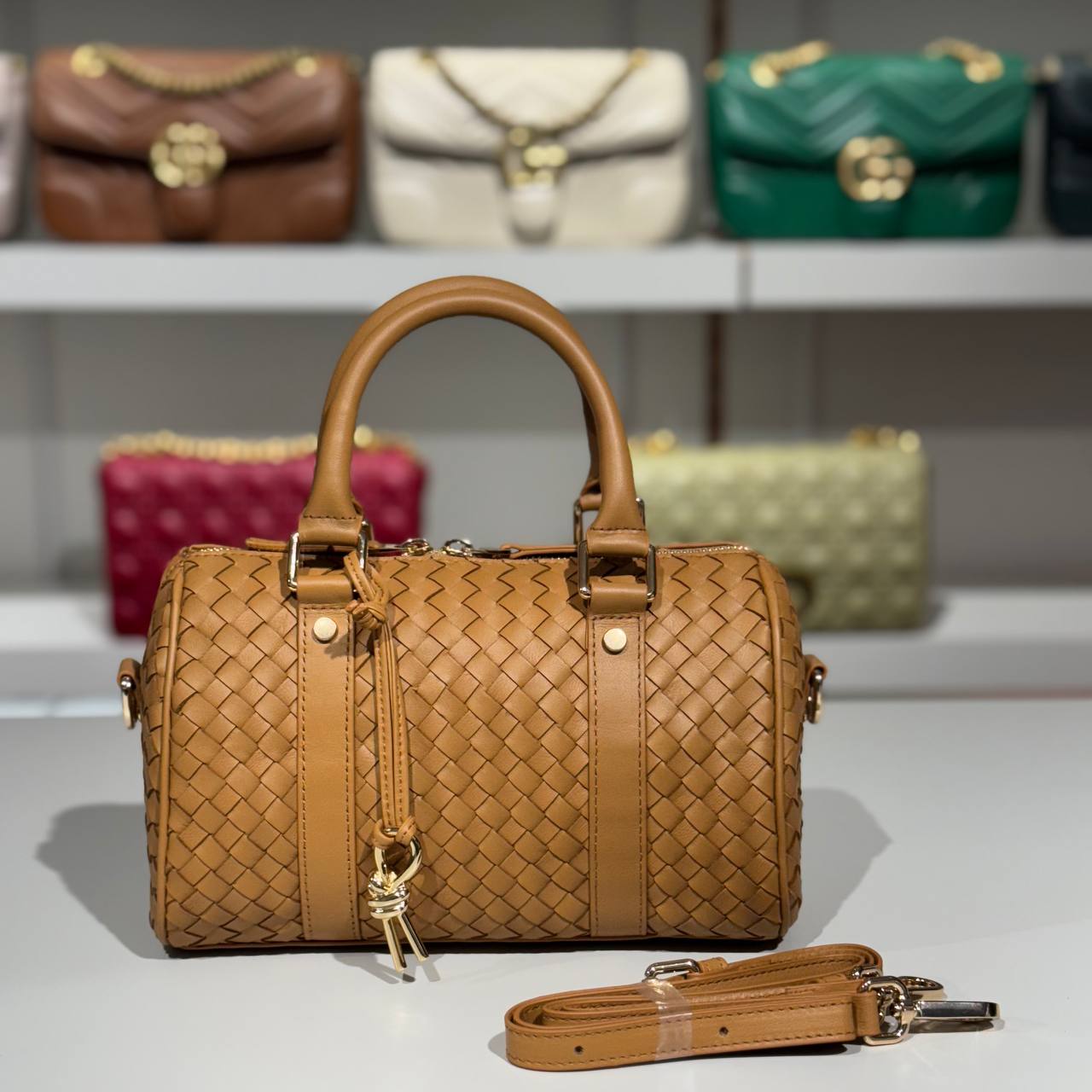 Bottega Veneta 2526