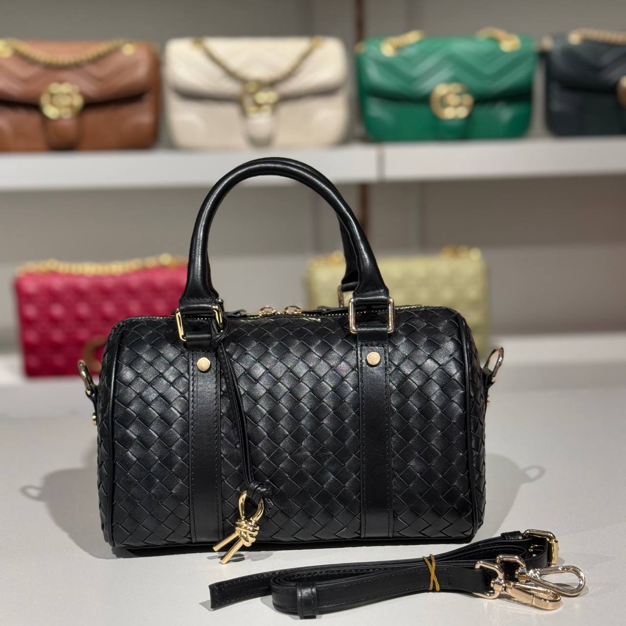 Bottega Veneta 2526