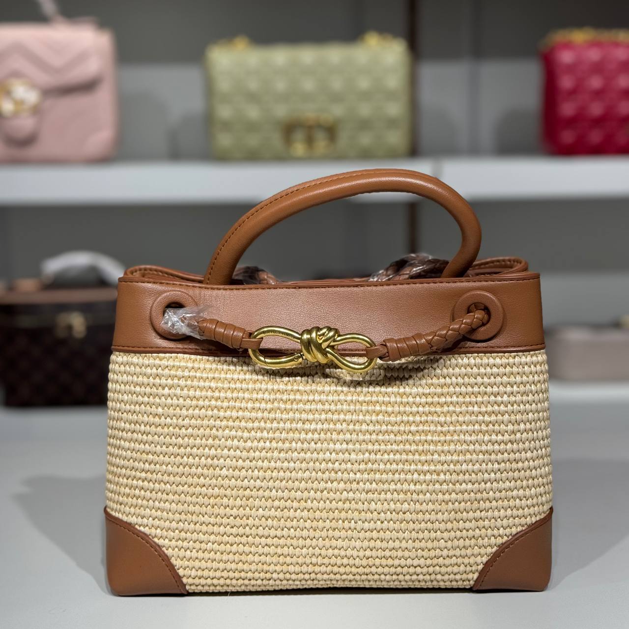 Bottega Veneta 2301