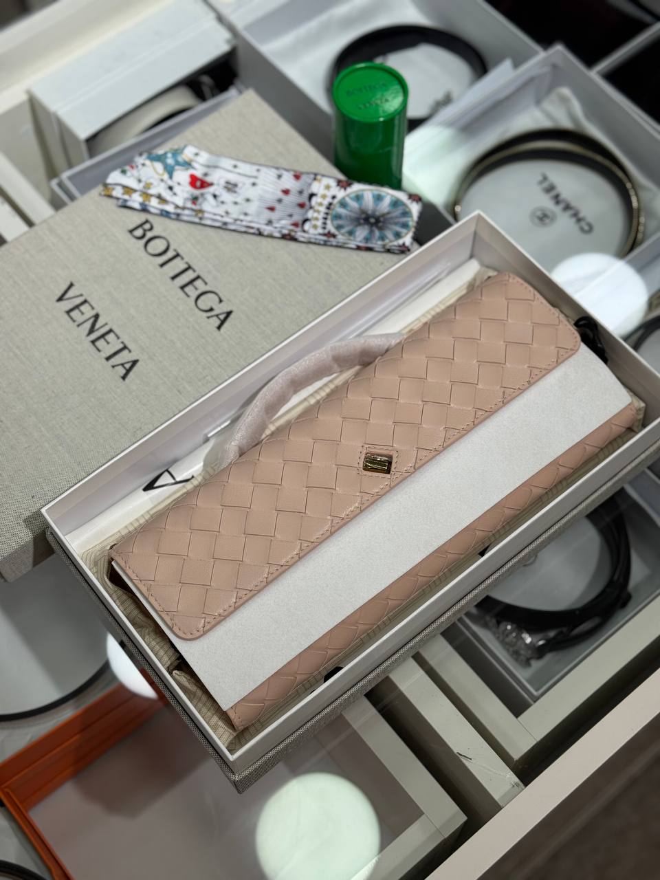 Bottega Veneta  Andiamo Clucht
