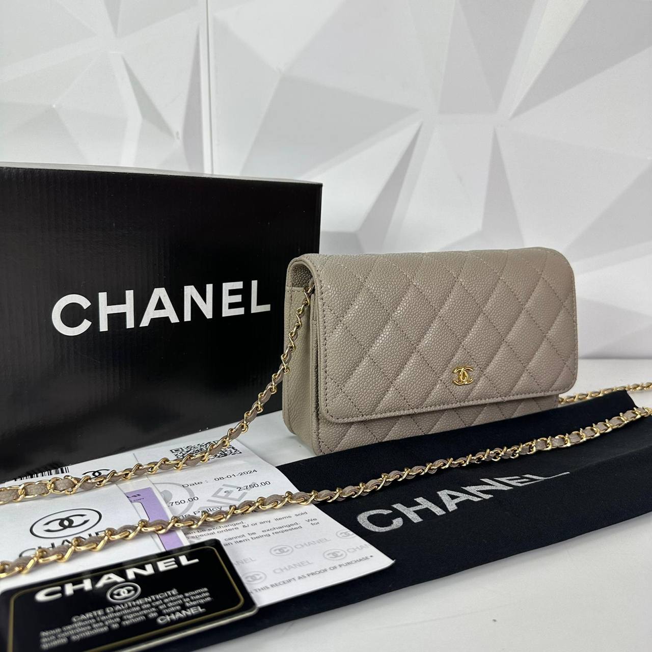 Chanel 1011