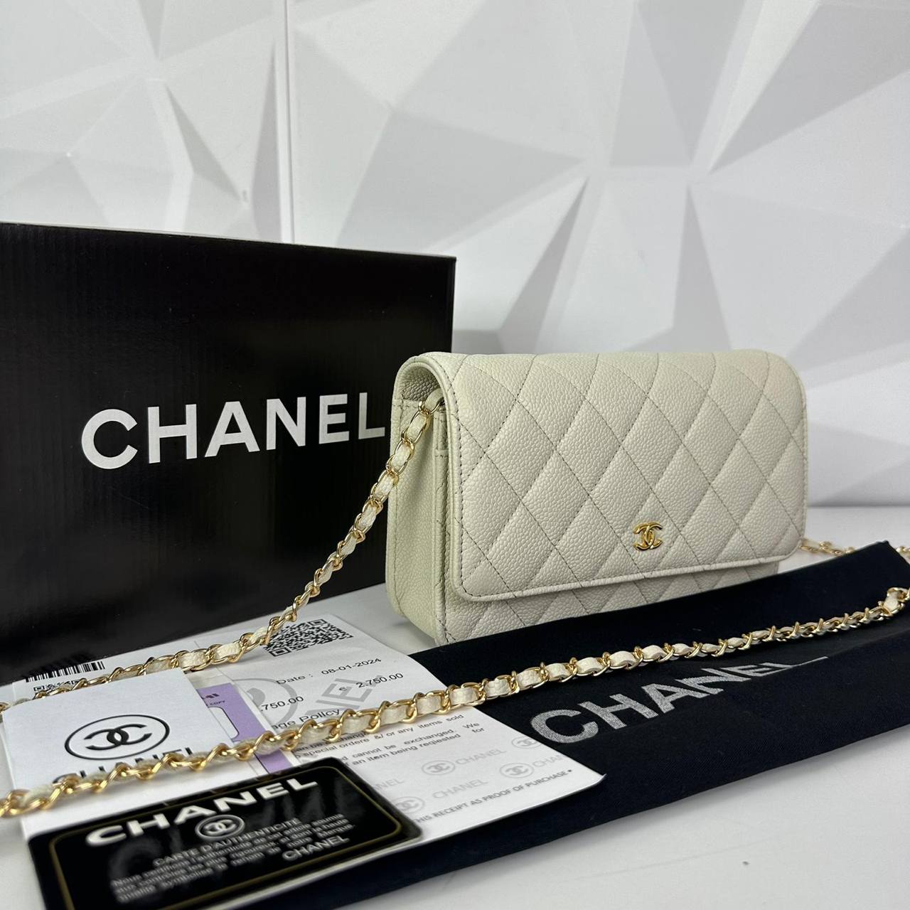 Chanel 1011