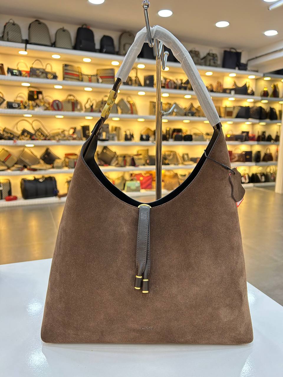 Chloe 3669