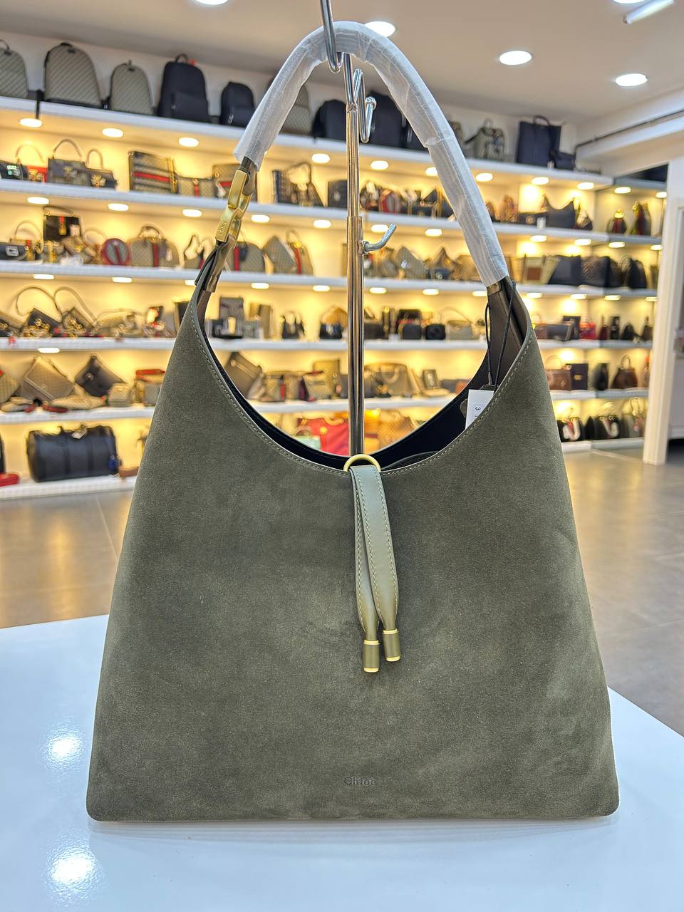 Chloe 3669