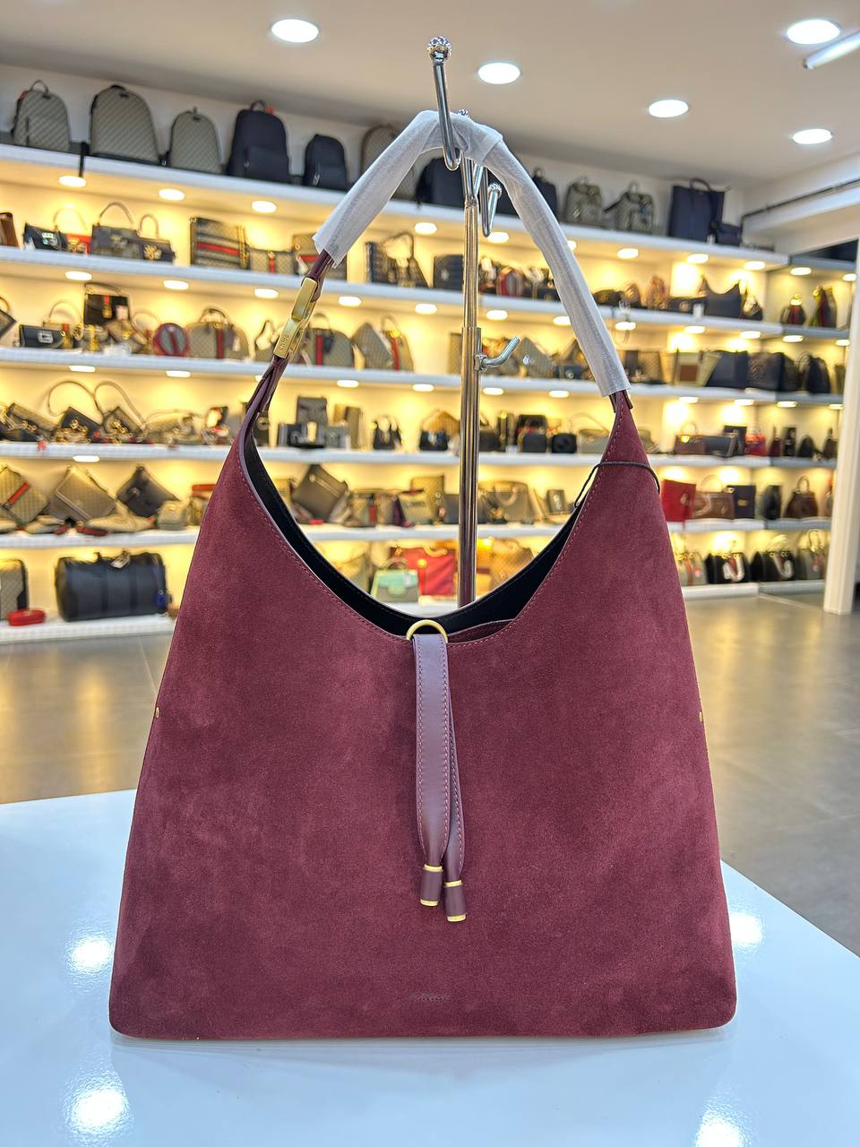 Chloe 3669