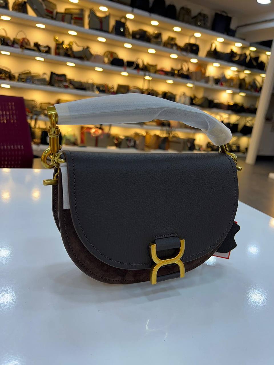 Chloe 3690