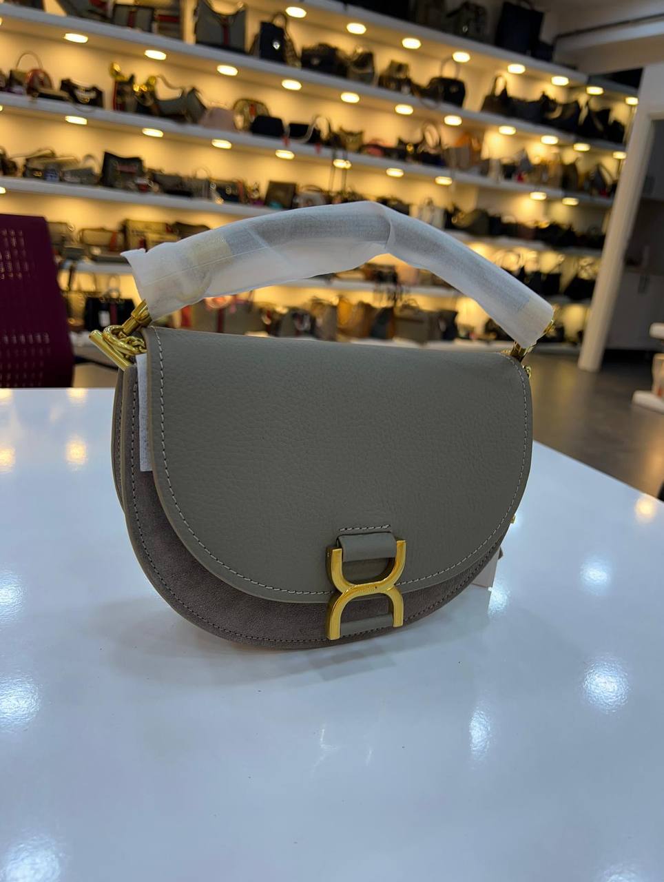 Chloe 3690