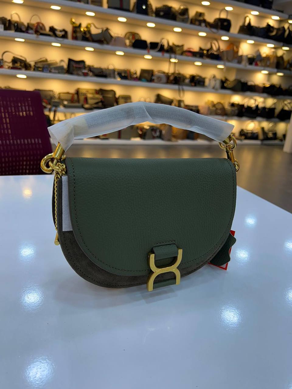 Chloe 3690