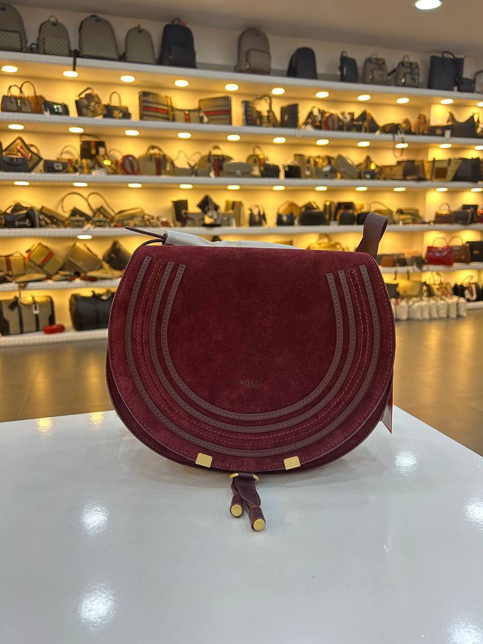 Chloe 3708