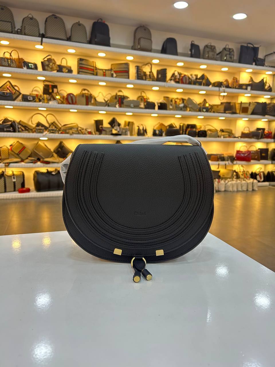 Chloe 3708