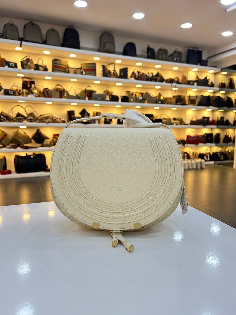 Chloe 3708
