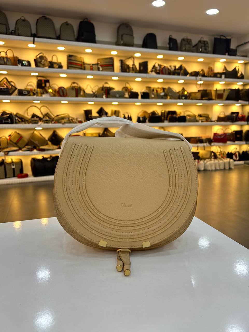 Chloe 3708
