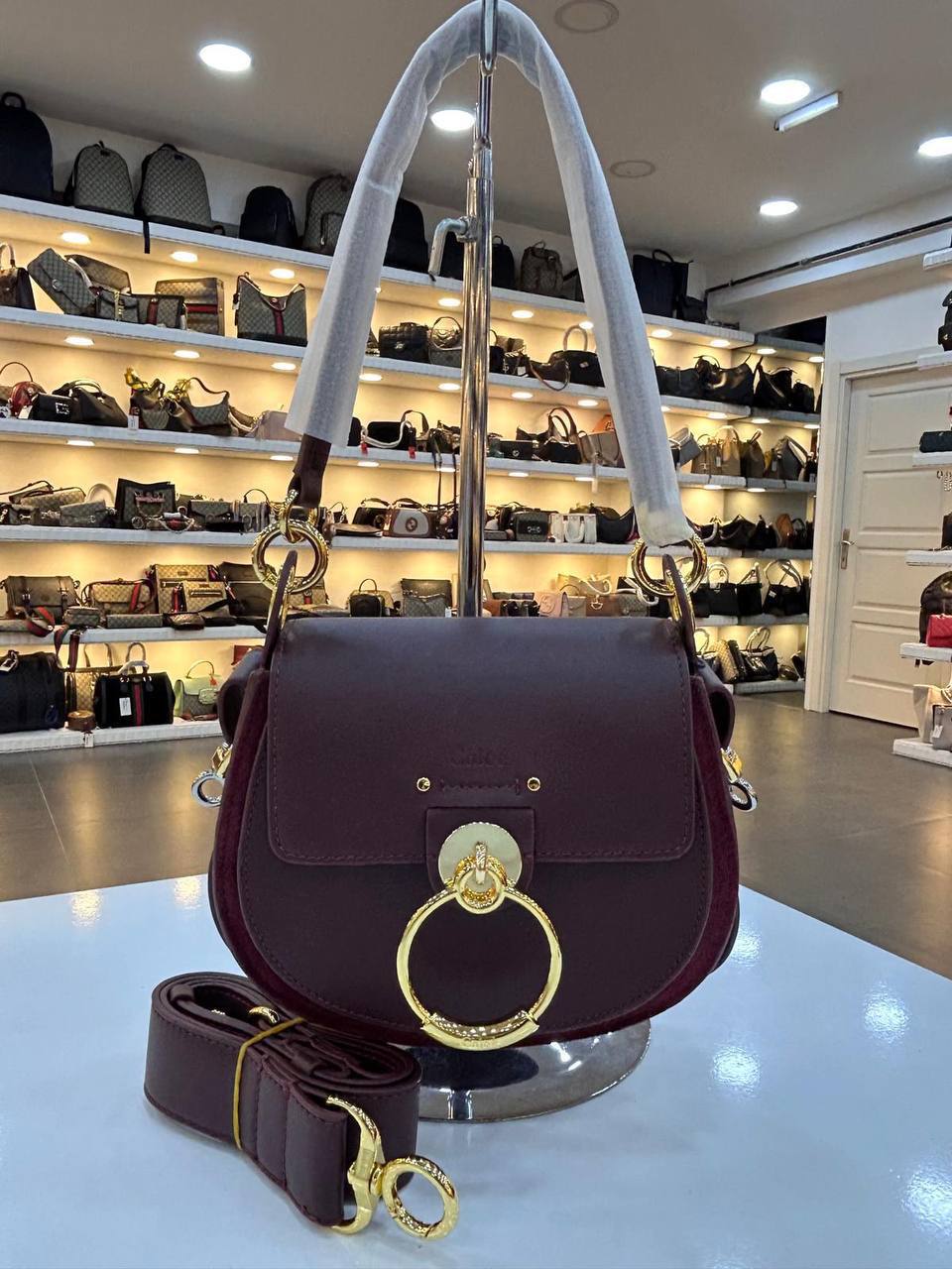 Chloe 3754