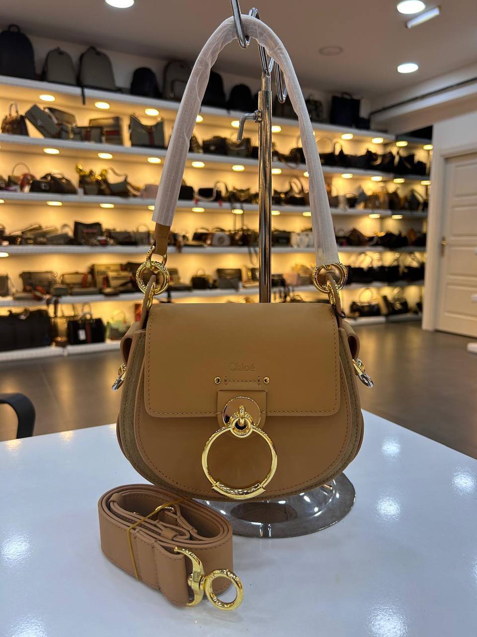 Chloe 3754