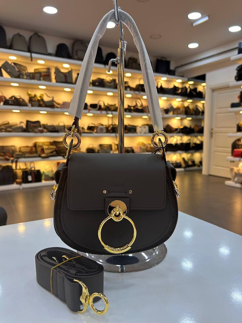 Chloe 3754