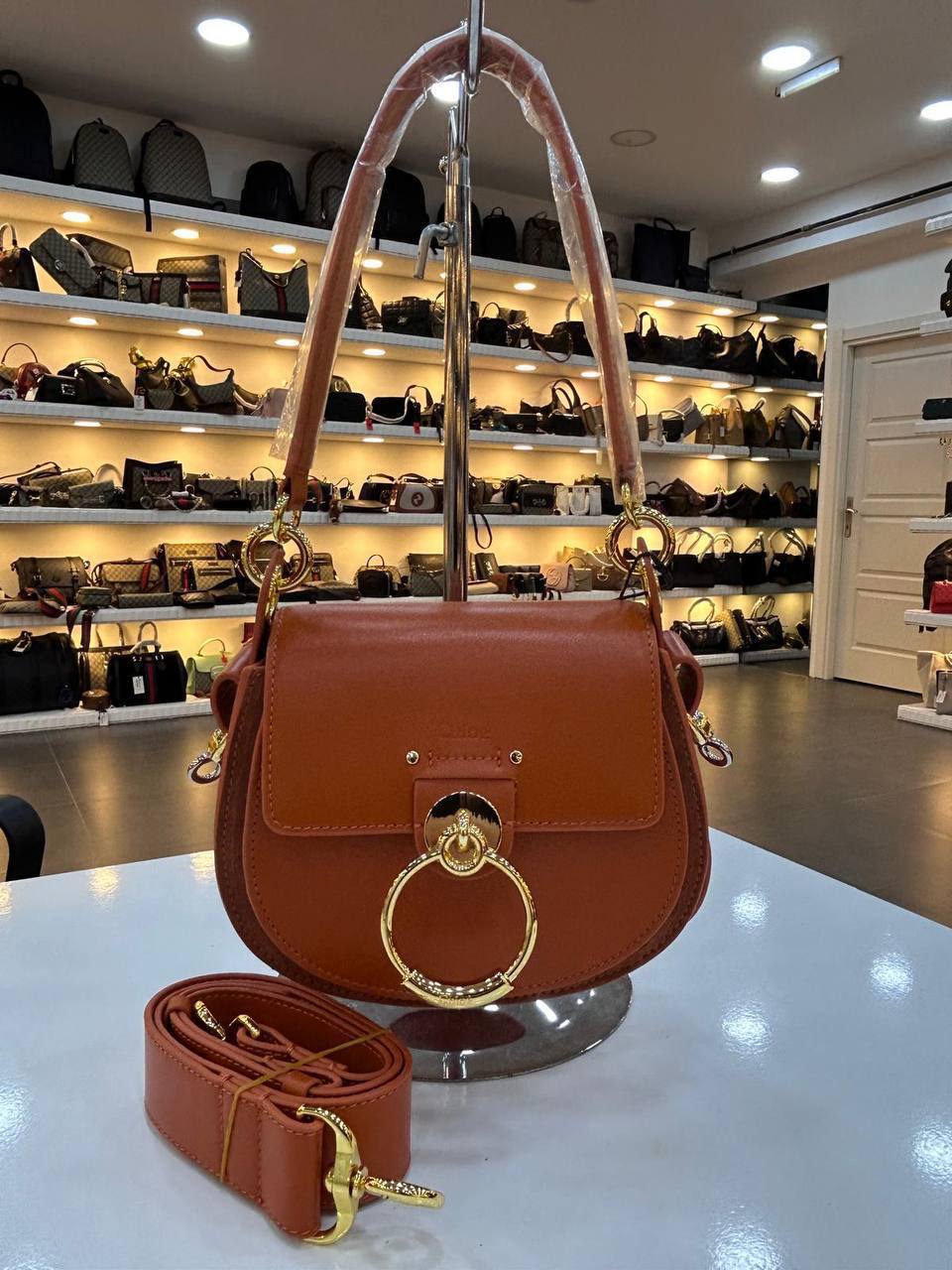 Chloe 3754