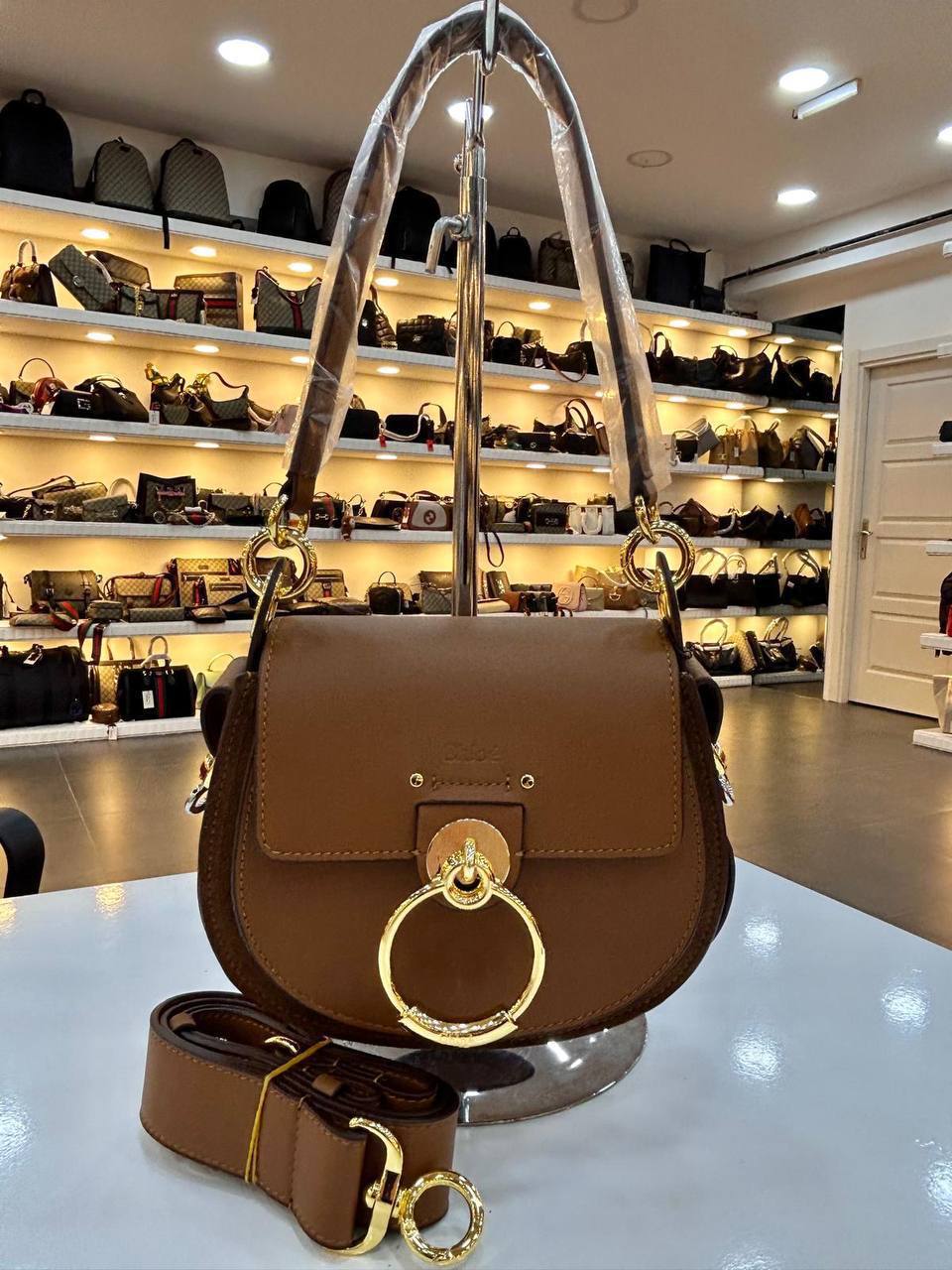 Chloe 3754