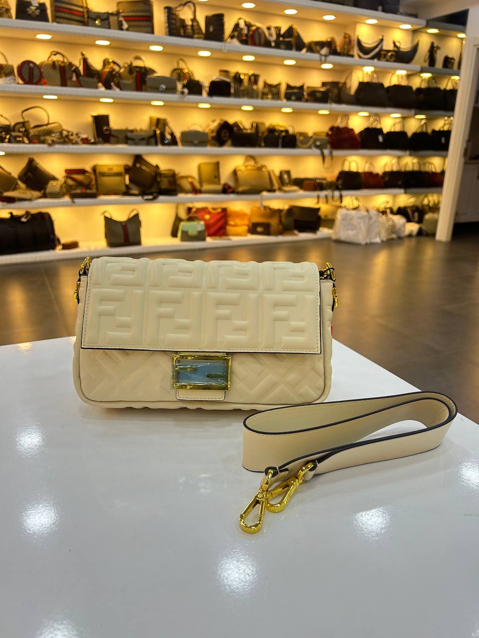 Fendi 3074