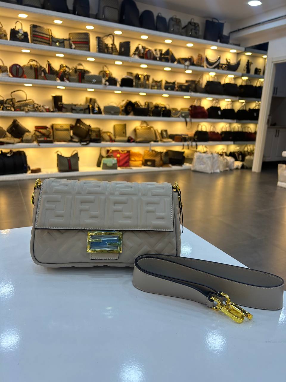 Fendi 3074