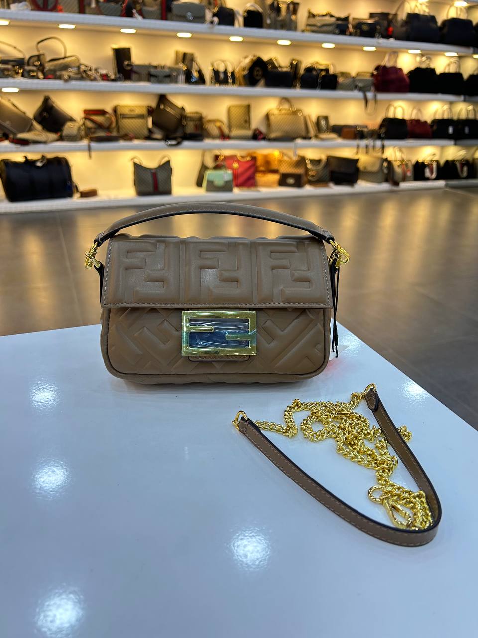 Fendi 3075