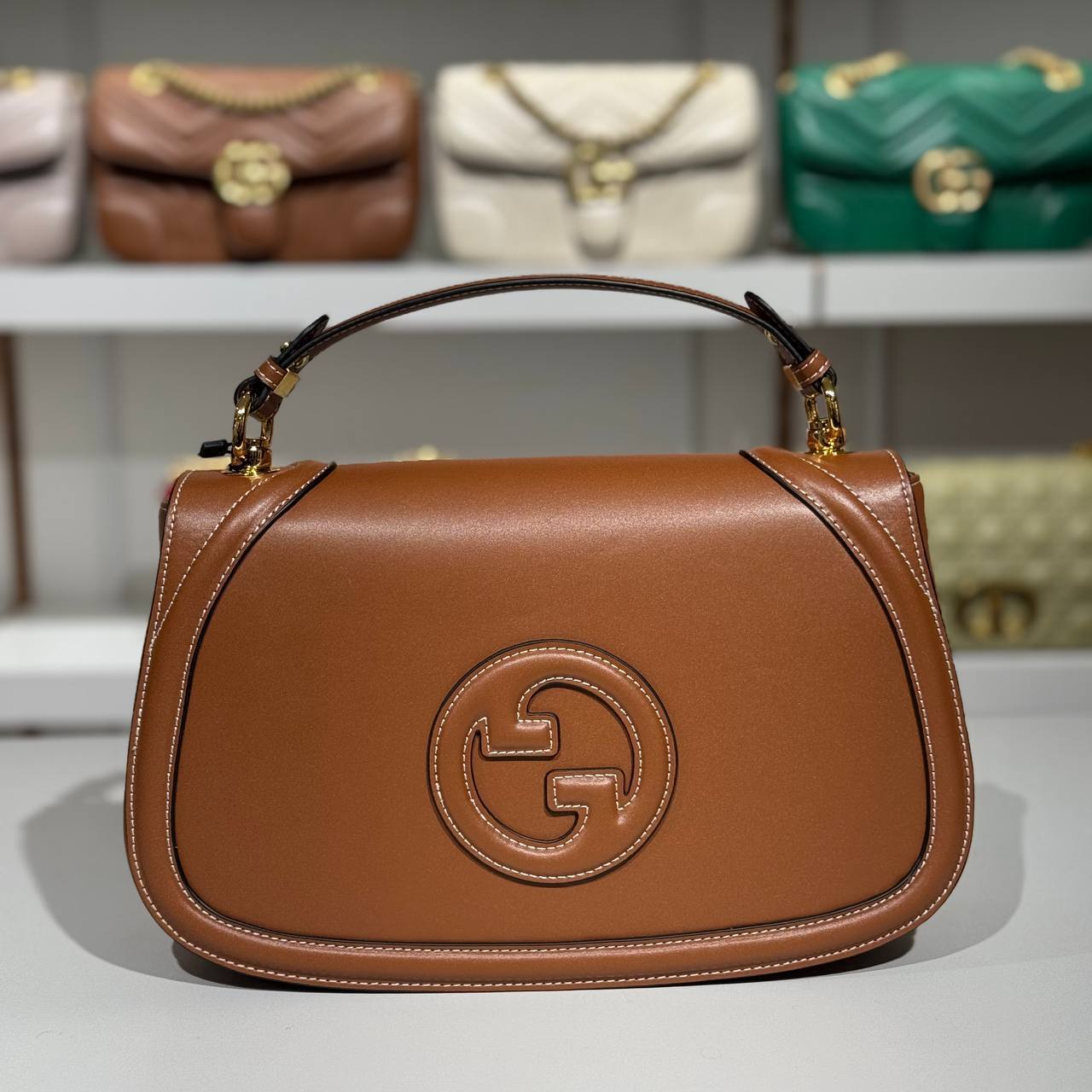 Gucci 5701