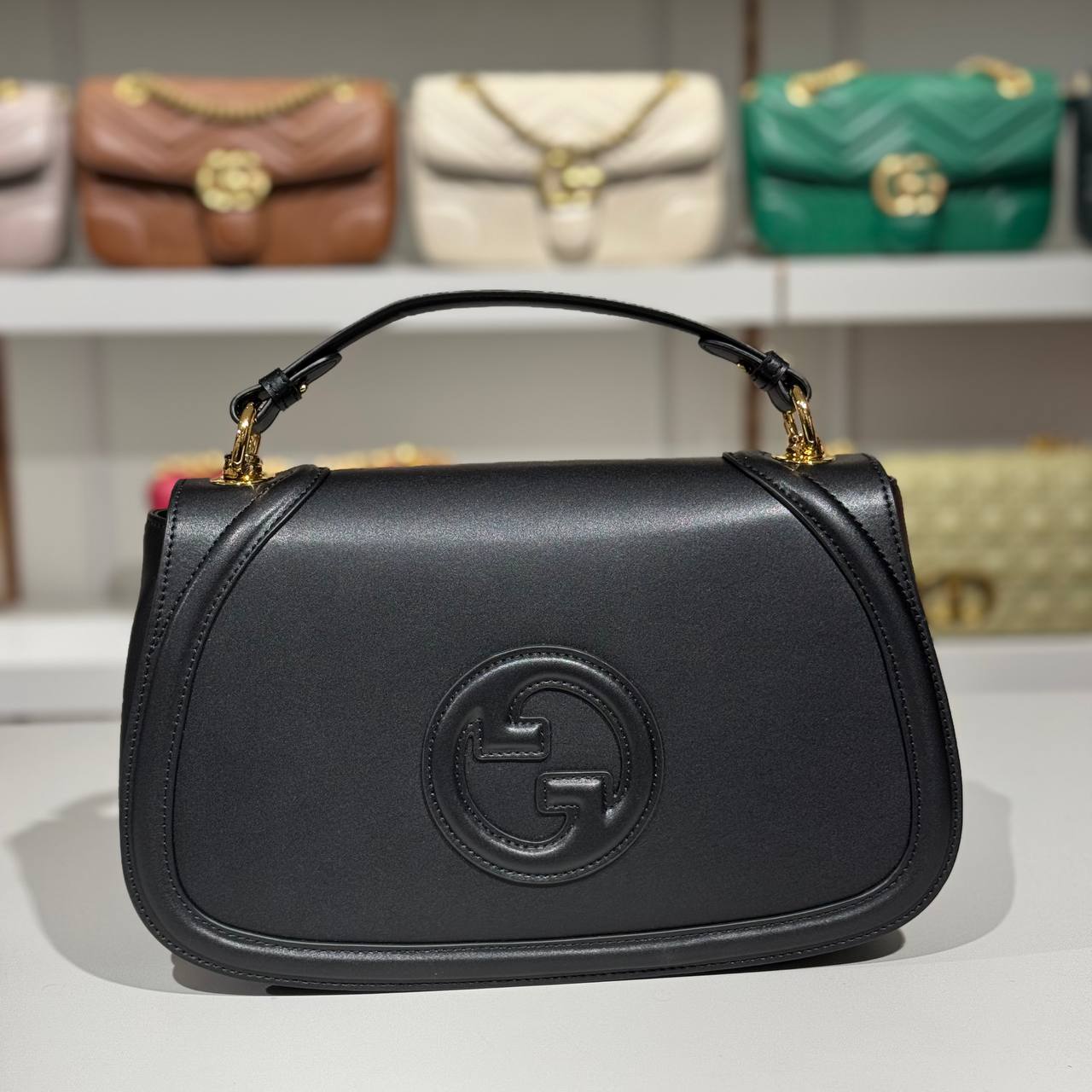 Gucci 5701