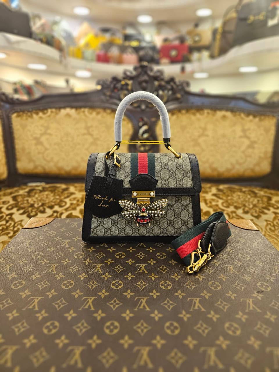 Gucci 3070