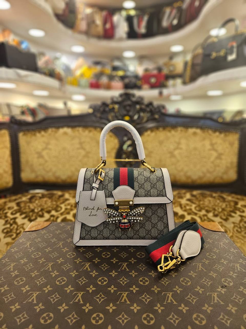 Gucci 3070