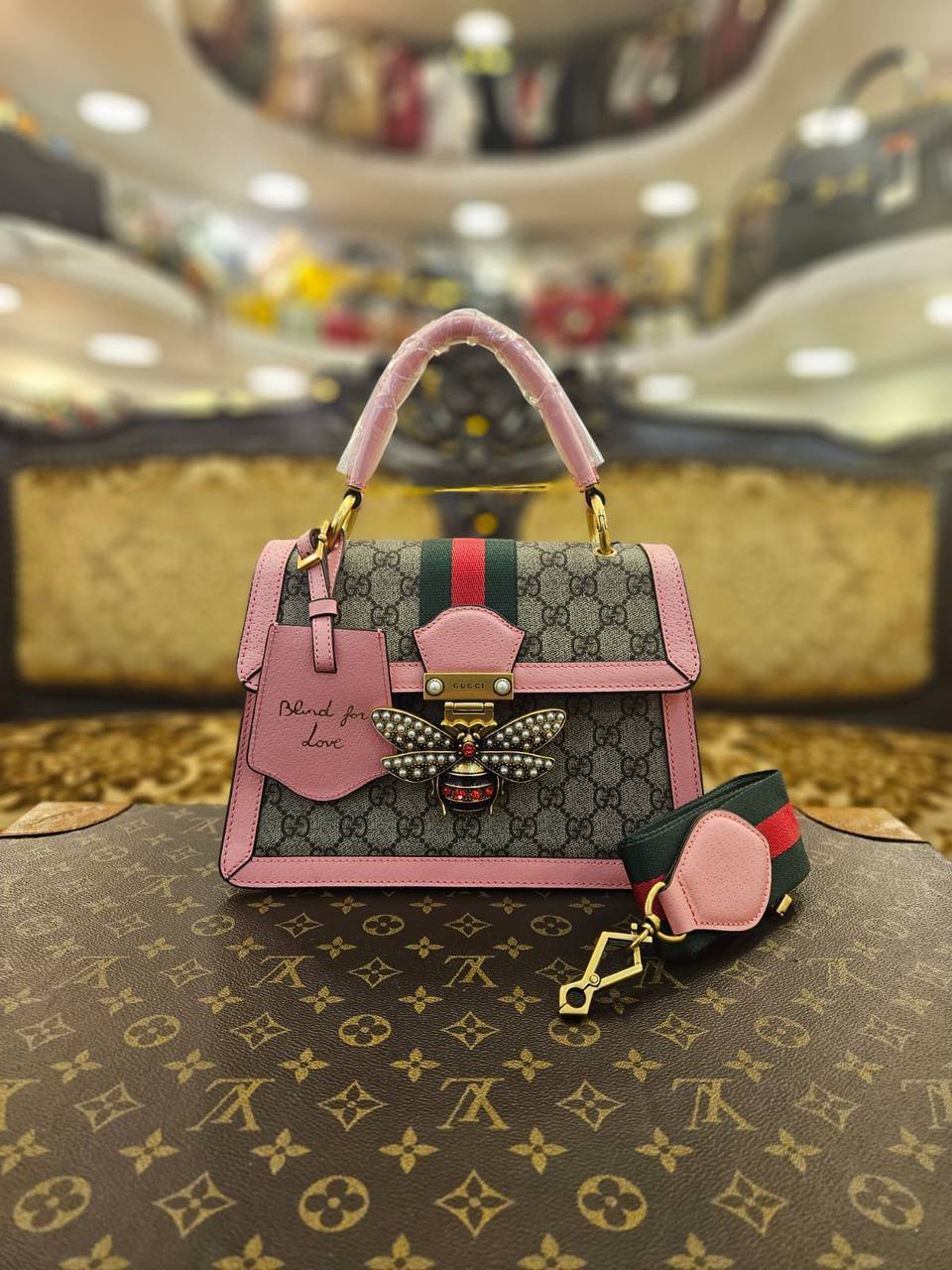 Gucci 3070