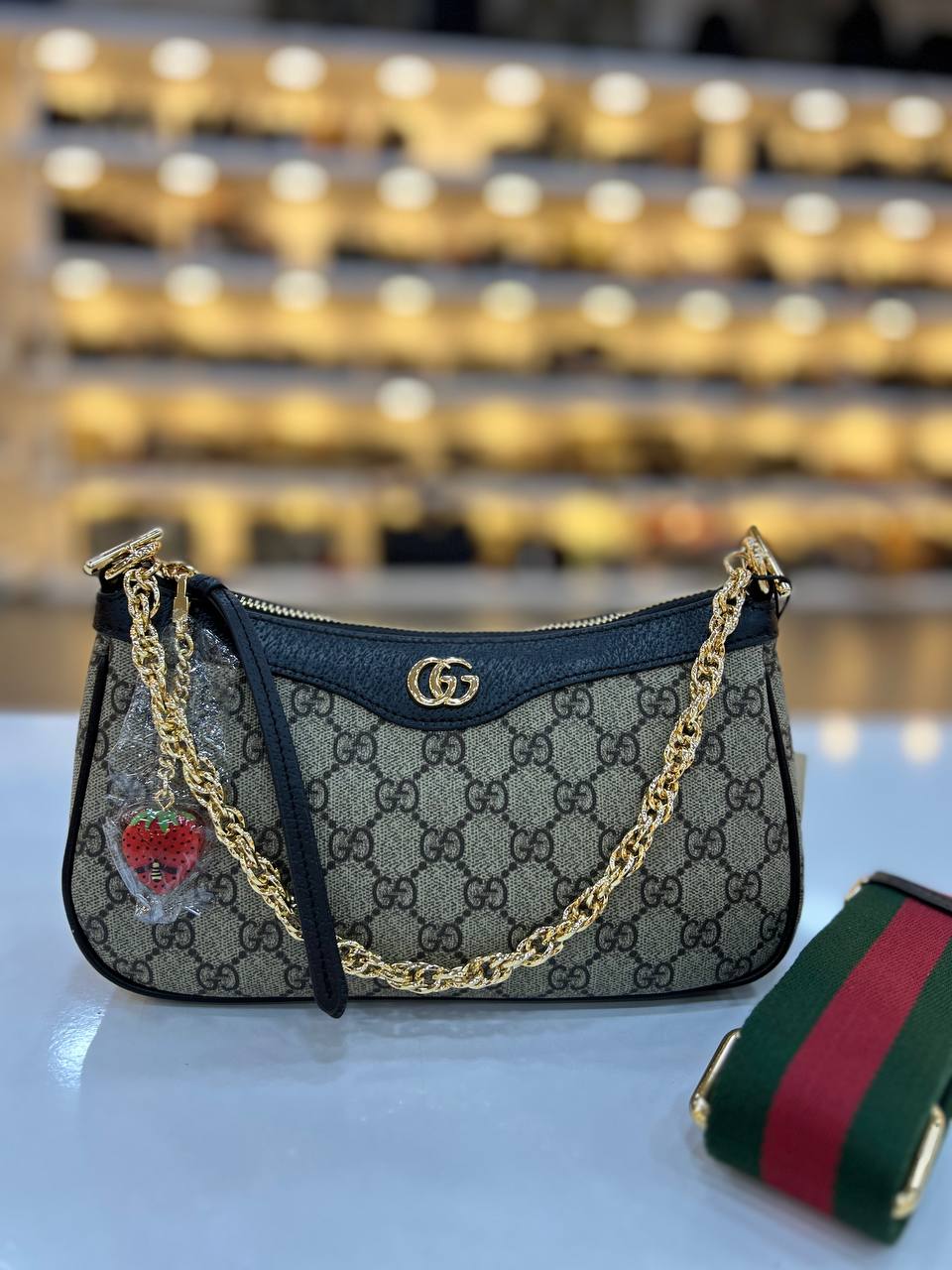 Gucci 3527