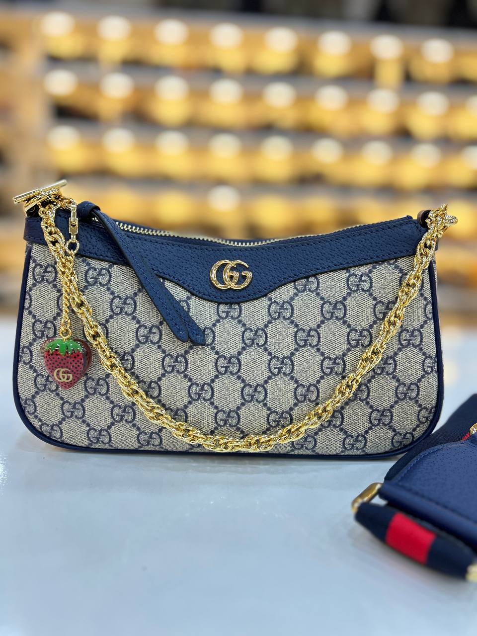 Gucci 3527