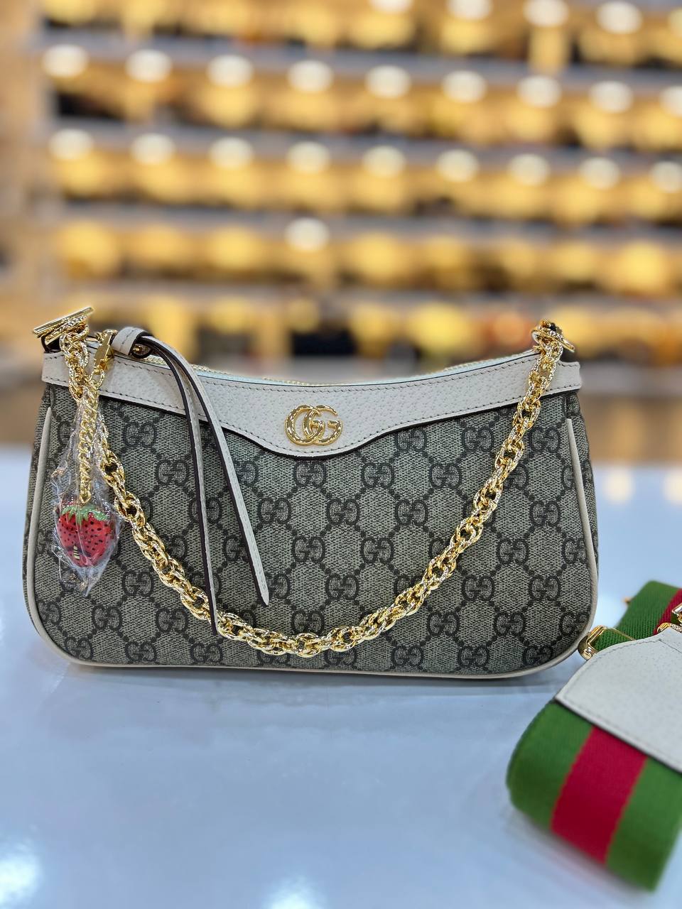 Gucci 3527