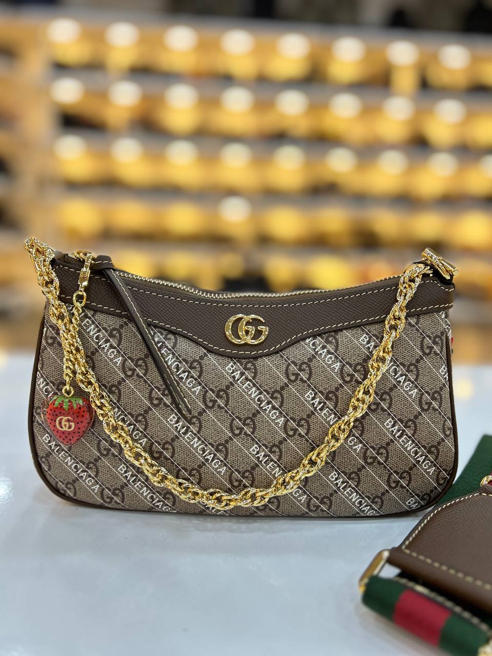 Gucci 3527