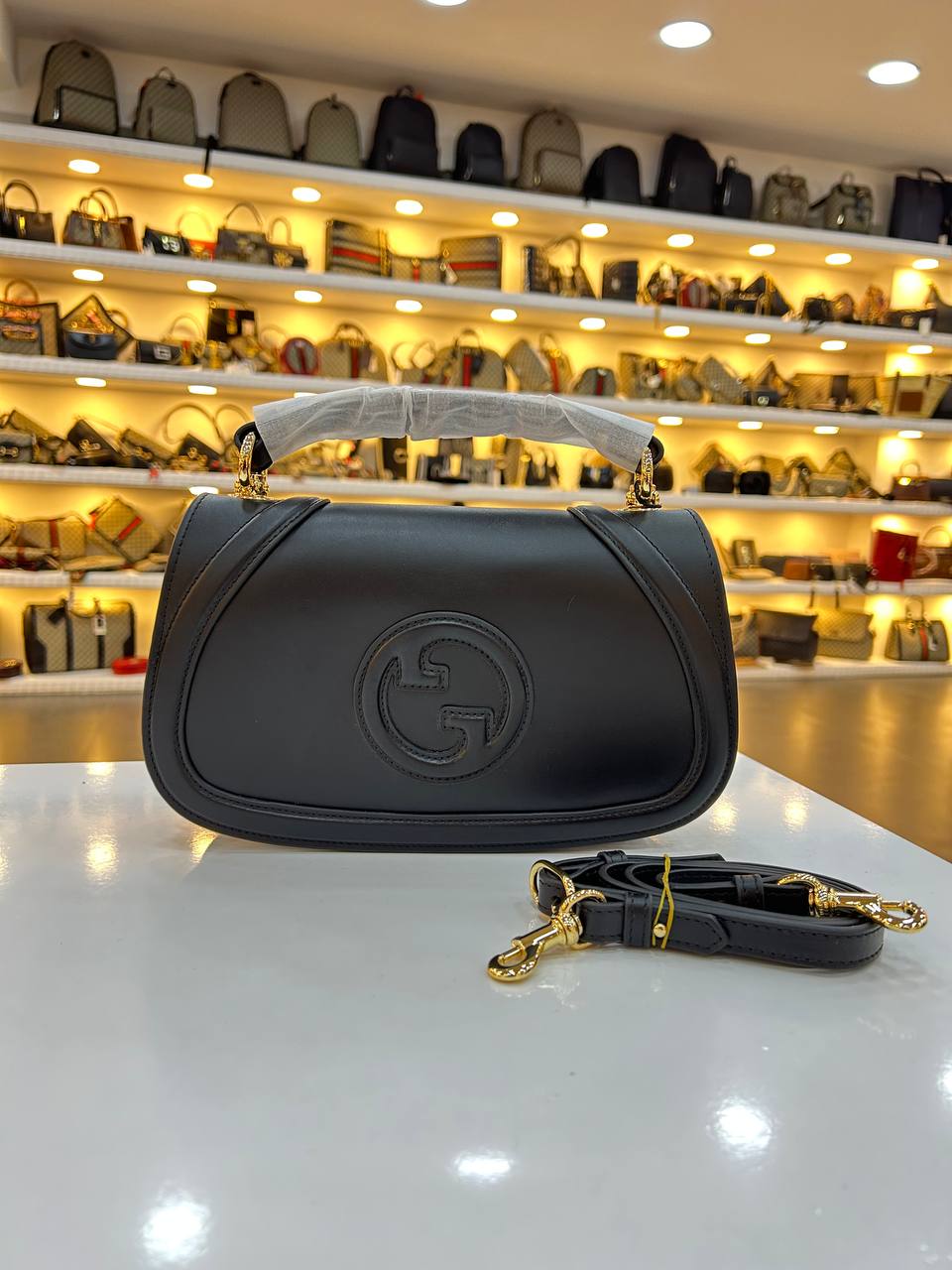 Gucci 3698