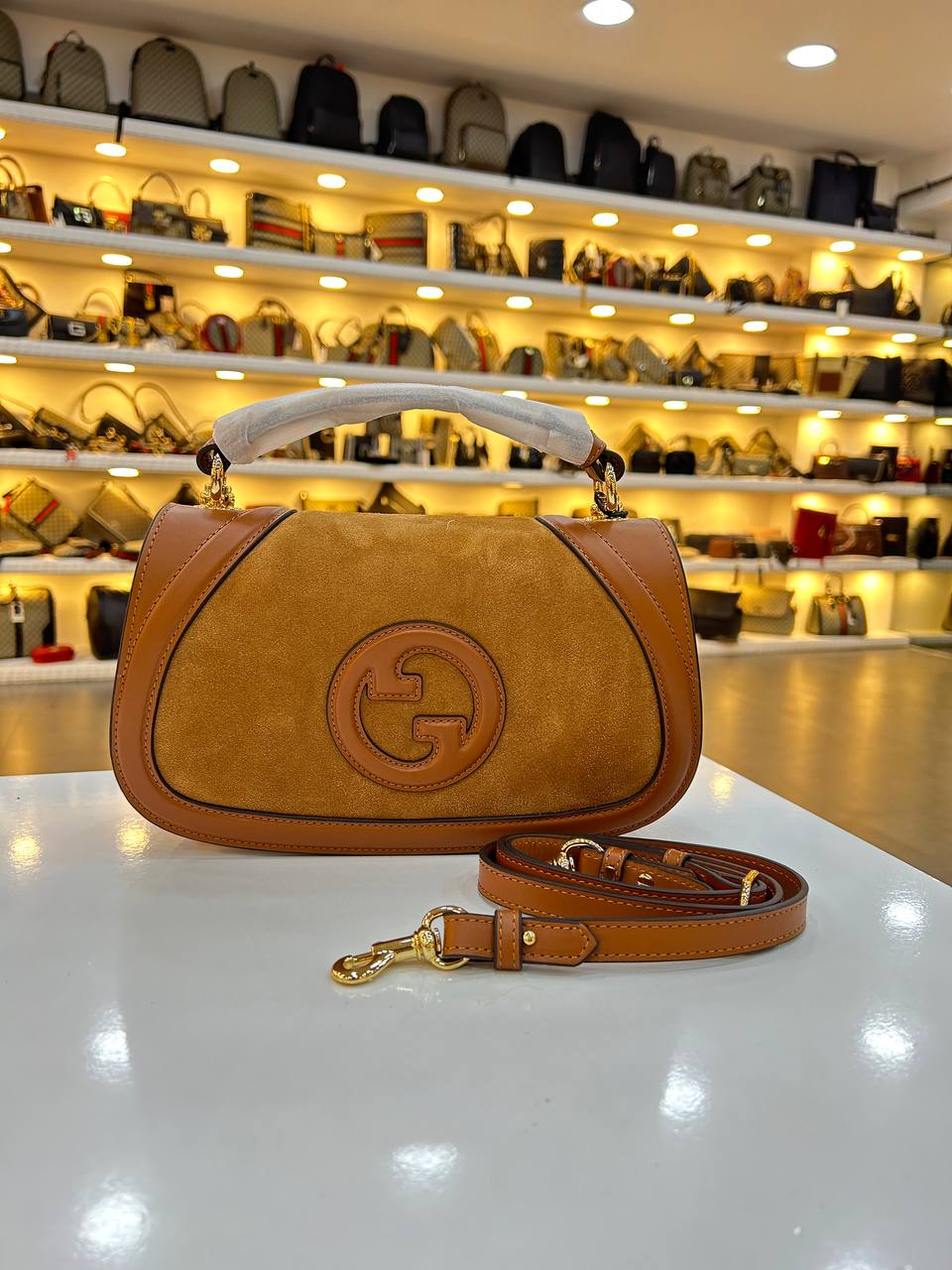 Gucci 3699