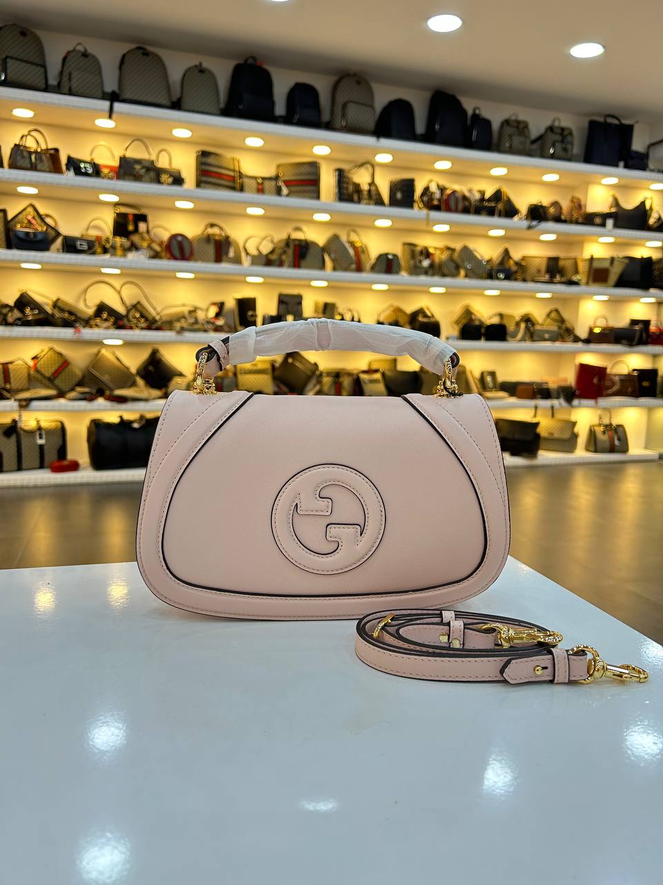Gucci 3698