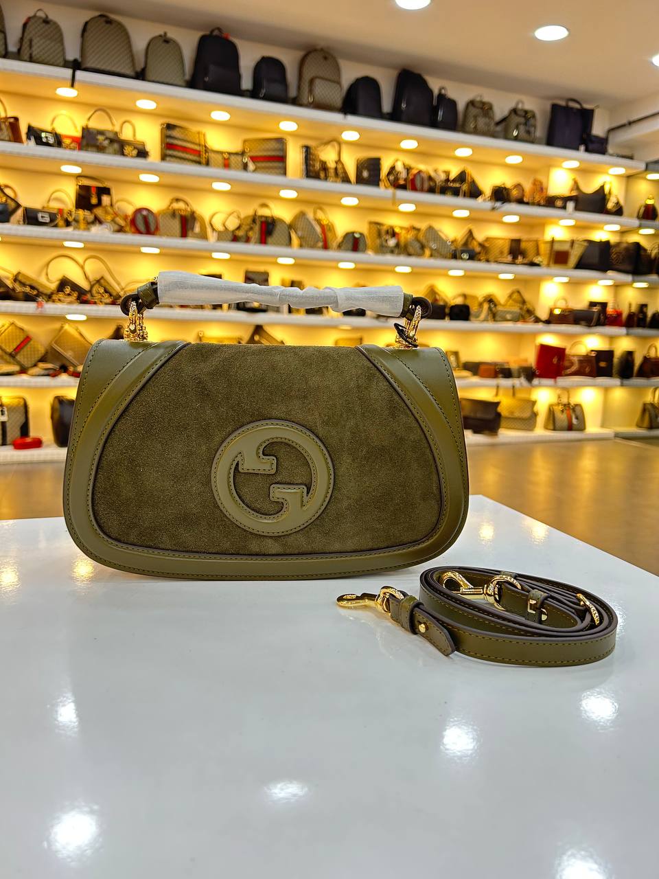 Gucci 3699