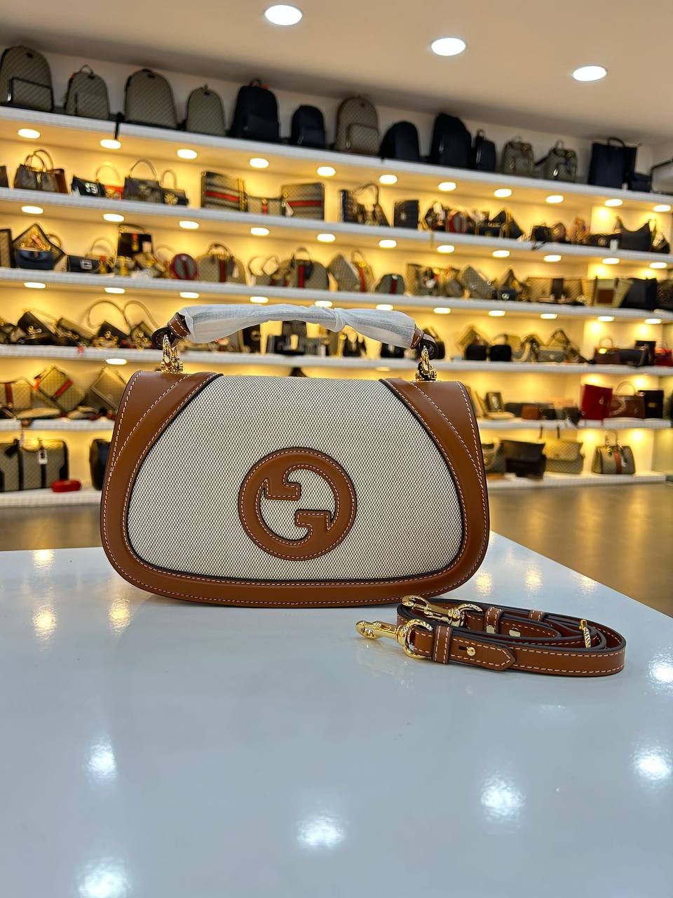 Gucci 3698